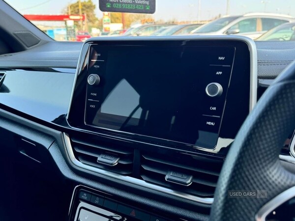 Used Volkswagen T-Roc 2022 for sale - 76190172: Photo 16
