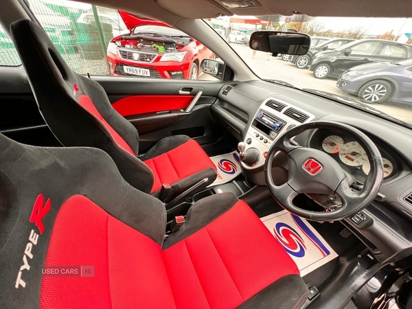 Used Honda Civic 2005 for sale - 76240682: Photo 10