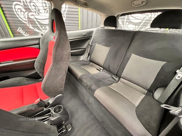 Used Honda Civic 2005 for sale - 76240682: Photo 12