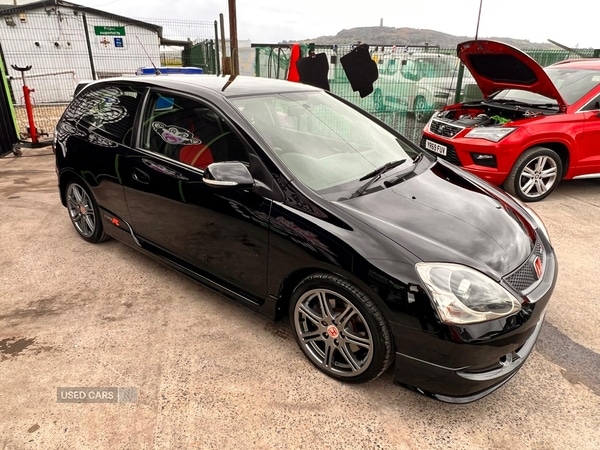 Used Honda Civic 2005 for sale - 76240682: Photo 4