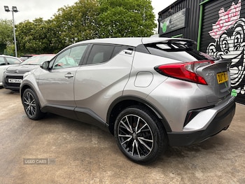 Used Toyota C-HR 2017 for sale - 78662933: Photo