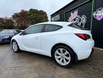 Used Vauxhall Astra GTC 2013 for sale - 76153857: Photo 2