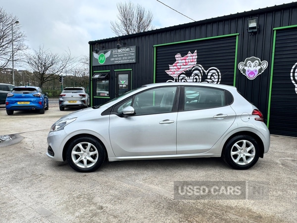 Used Peugeot 208 2016 for sale - 77941195: Photo 2