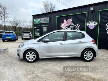 Used Peugeot 208 2016 for sale - 77941195: Photo