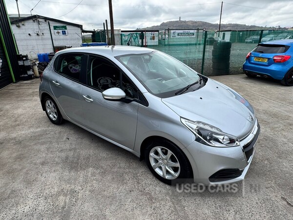 Used Peugeot 208 2016 for sale - 77941195: Photo 6