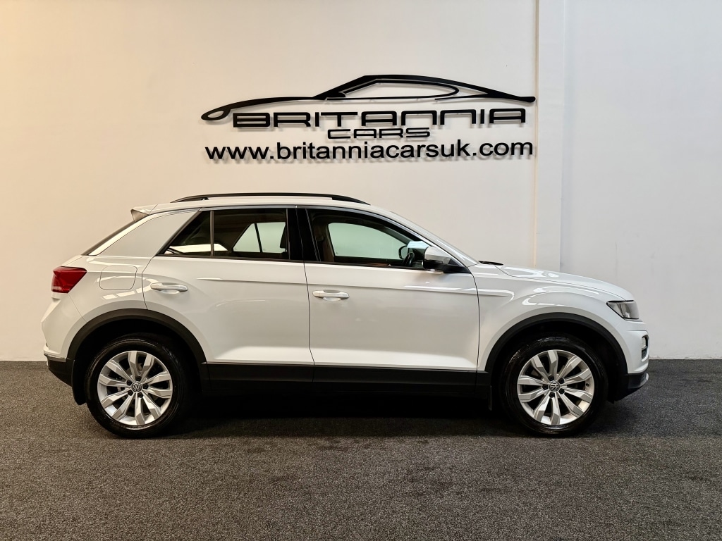 Used Volkswagen T-Roc 2019 for sale - 77028298: Photo 2
