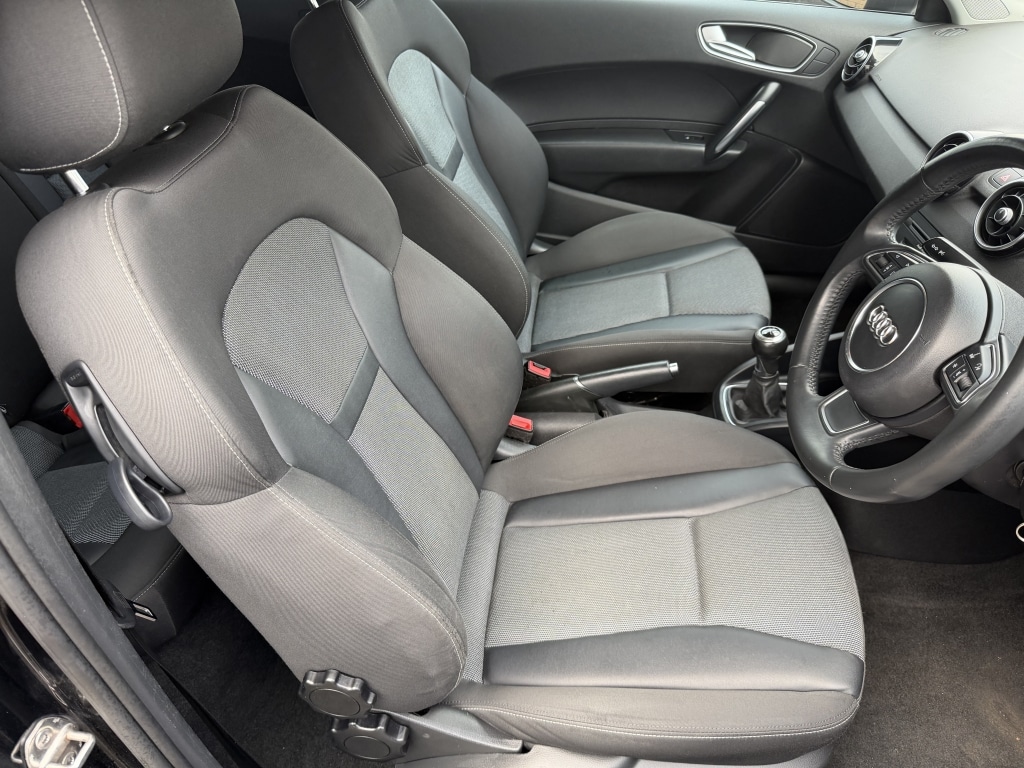 Used Audi A1 2014 for sale - 76543148: Photo 6