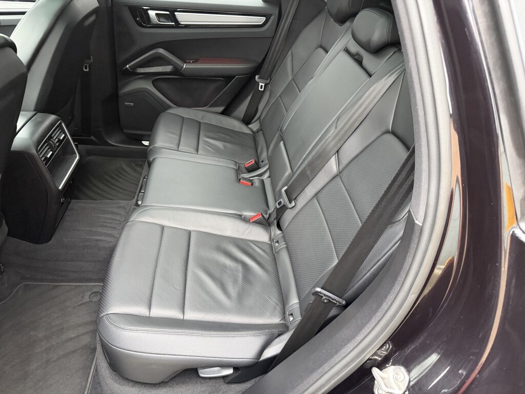 Used Porsche Cayenne 2018 for sale - 77476096: Photo 11