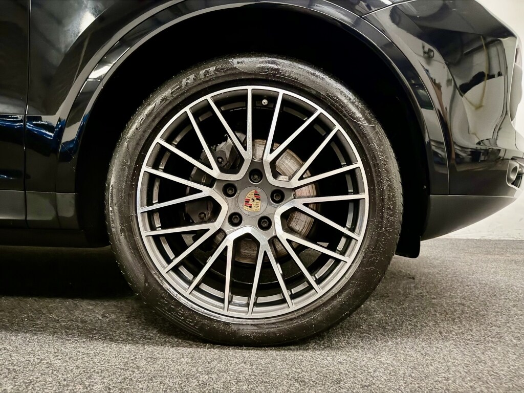 Used Porsche Cayenne 2018 for sale - 77476096: Photo 12