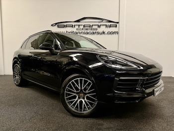 Used Porsche Cayenne 2018 for sale - 77476096: Photo