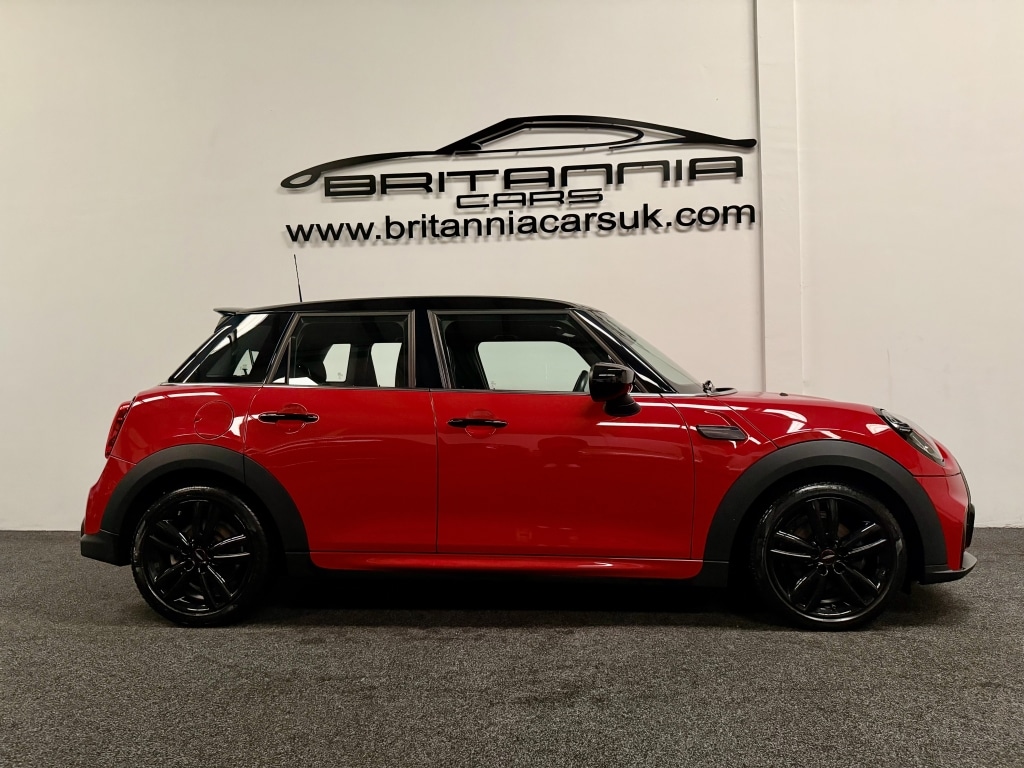 Used MINI Hatch 2021 for sale - 76589220: Photo 2