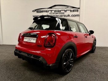 Used MINI Hatch 2021 for sale - 76589220: Photo