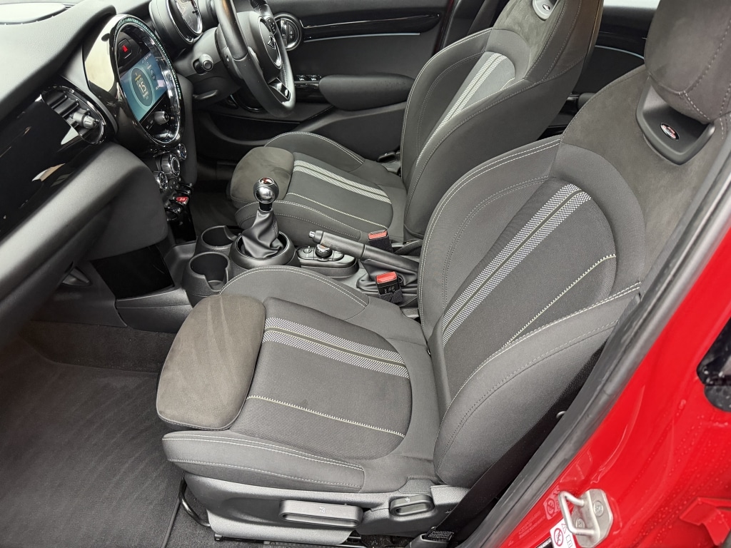 Used MINI Hatch 2021 for sale - 76589220: Photo 8