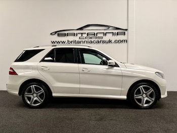 Used Mercedes-Benz M Class 2013 for sale - 77610584: Photo