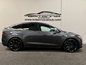 Used Tesla Model X 2017 for sale - 77933649: Photo