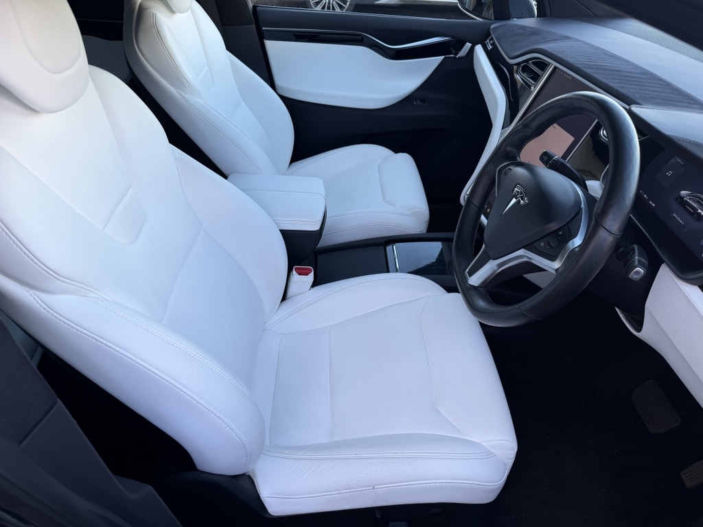 Used Tesla Model X 2017 for sale - 77933649: Photo 7