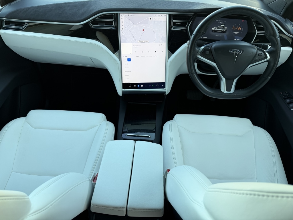 Used Tesla Model X 2017 for sale - 77933649: Photo 9