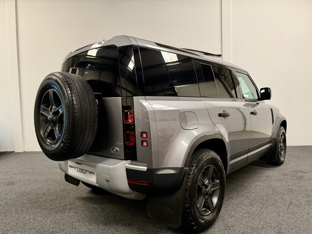 Used Land Rover Defender 2022 for sale - 76426853: Photo 4