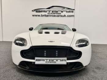 Used Aston Martin Vantage 2015 for sale - 74693630: Photo