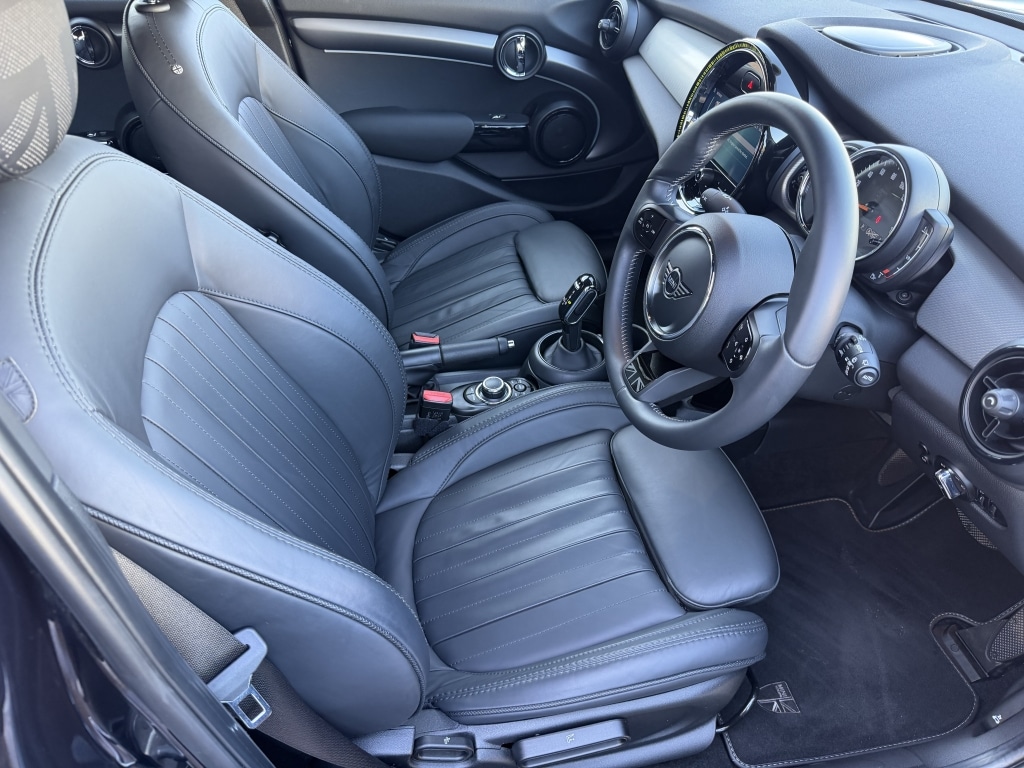 Used MINI Hatch 2022 for sale - 77777422: Photo 6