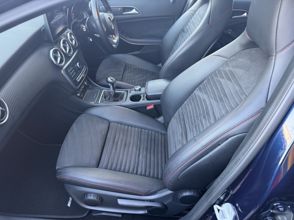 Used Mercedes-Benz A-Class 2017 for sale - 76737310: Photo 7