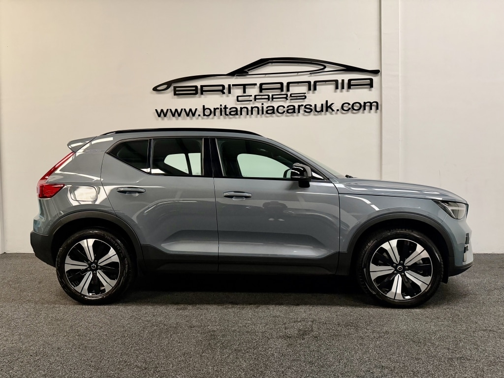 Used Volvo XC40 2022 for sale - 76643729: Photo 2
