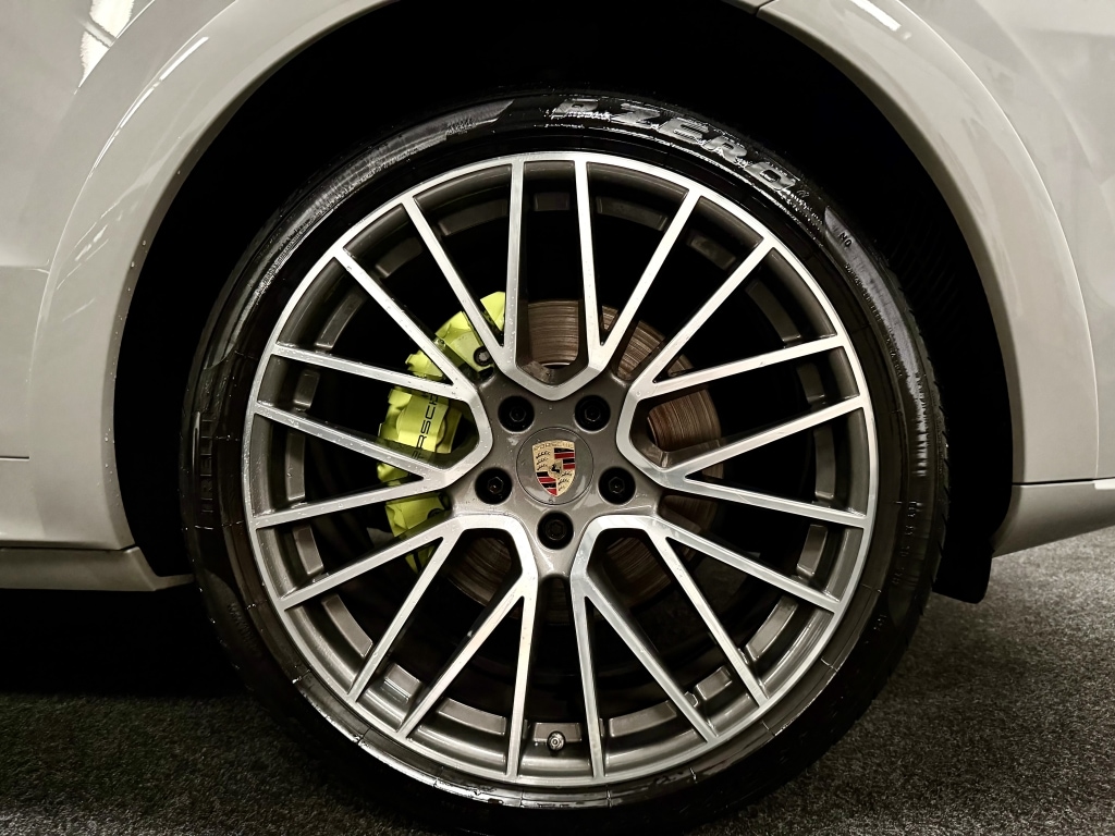 Used Porsche Cayenne 2023 for sale - 76589217: Photo 14