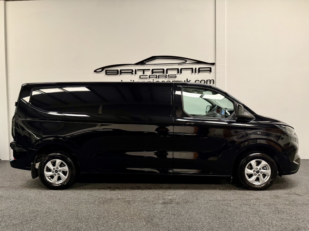 Used Ford Transit Custom 2024 for sale - 76437343: Photo 2