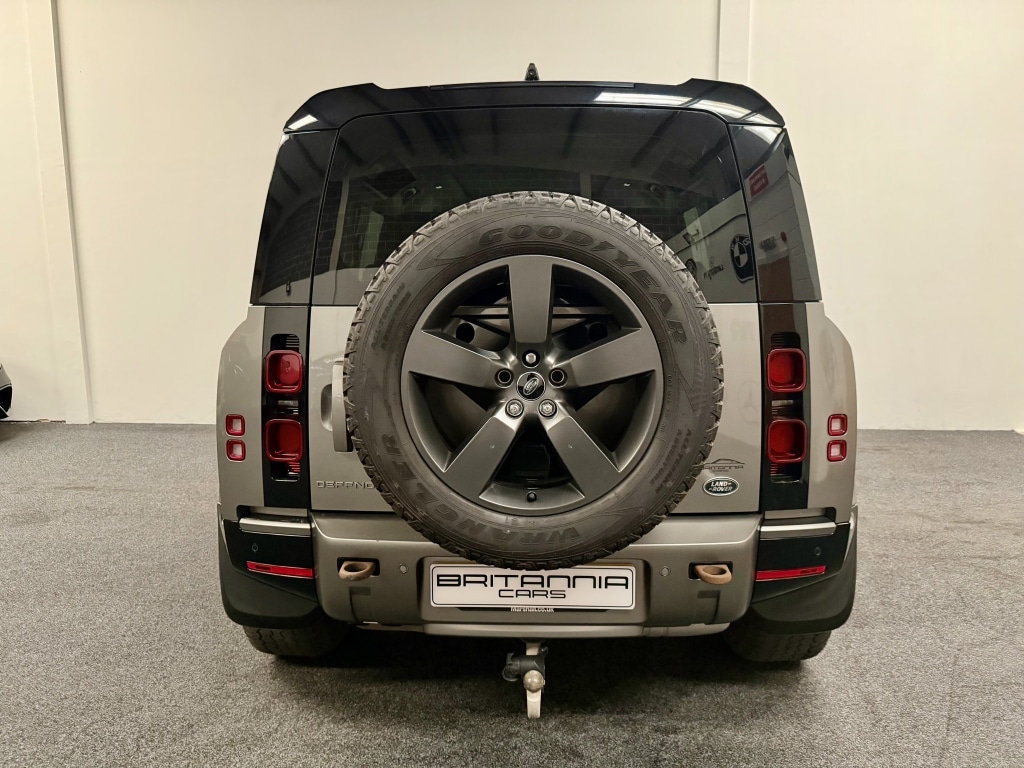 Used Land Rover Defender 2023 for sale - 78040611: Photo 5