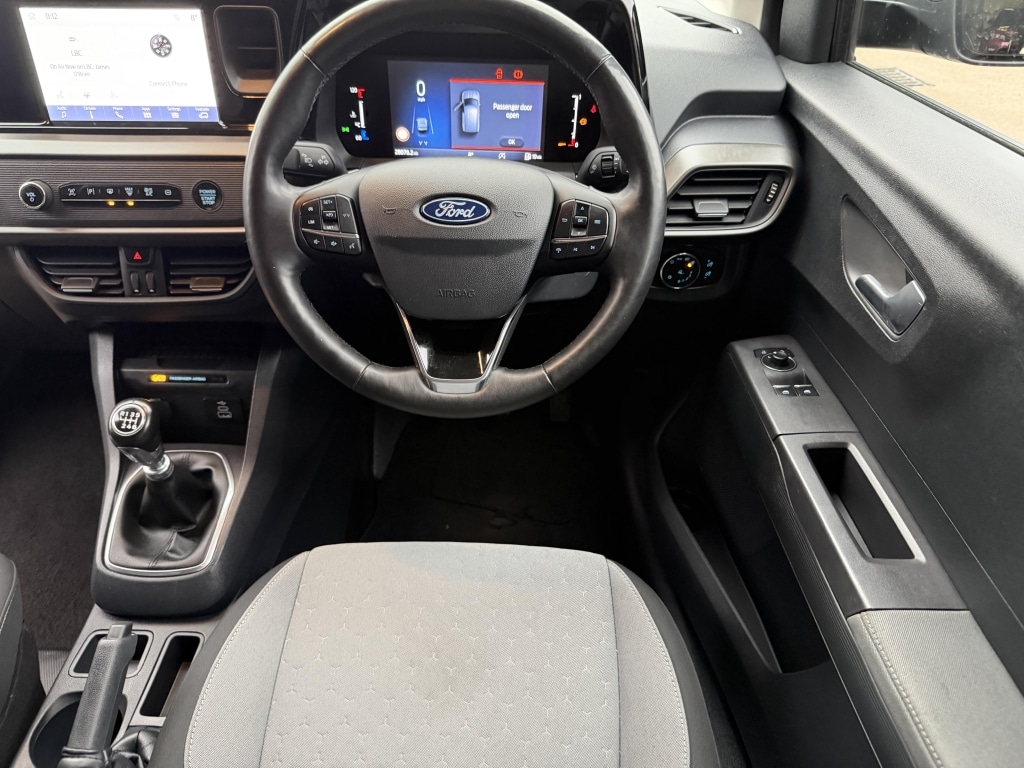 Used Ford Transit Courier 2024 for sale - 77300252: Photo 8