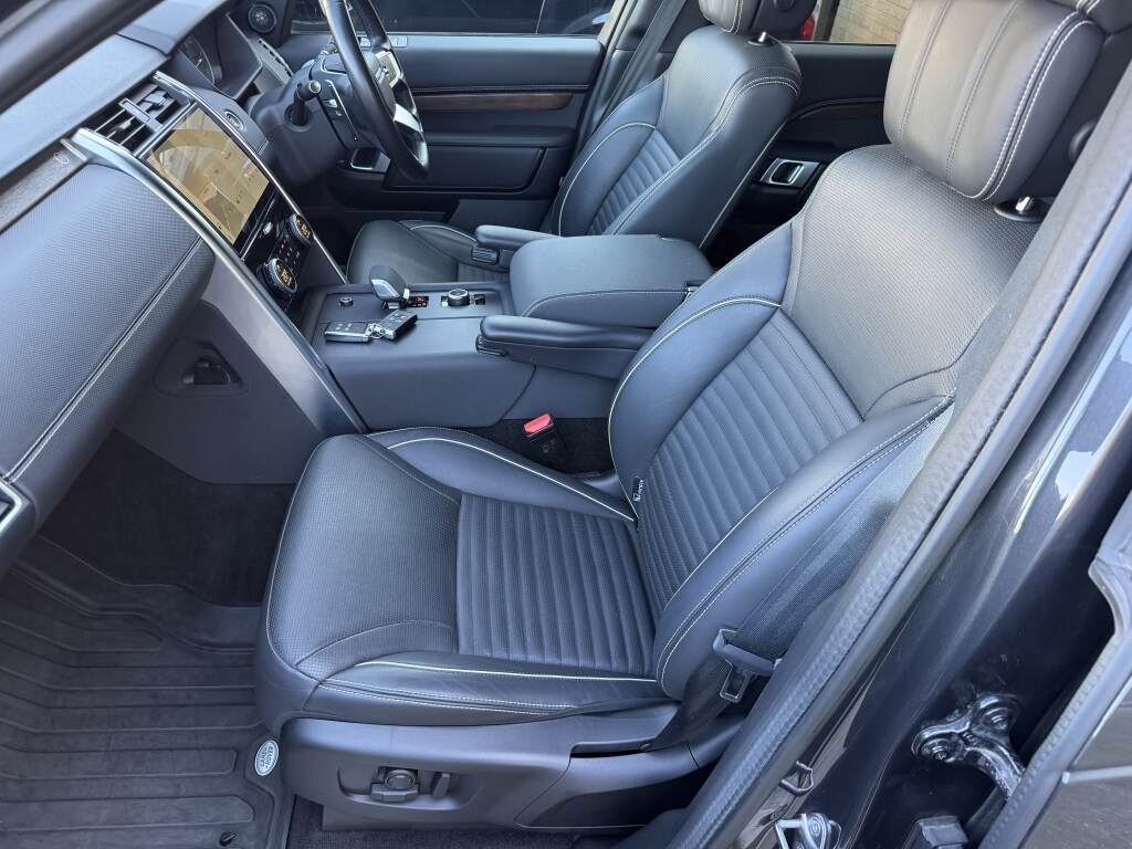 Used Land Rover Discovery 2022 for sale - 77933652: Photo 7