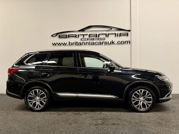 Used Mitsubishi Outlander 2017 for sale - 78108099: Photo