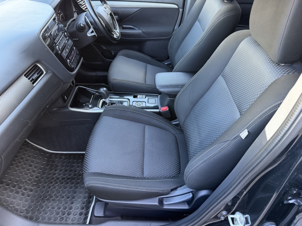 Used Mitsubishi Outlander 2017 for sale - 78108099: Photo 7