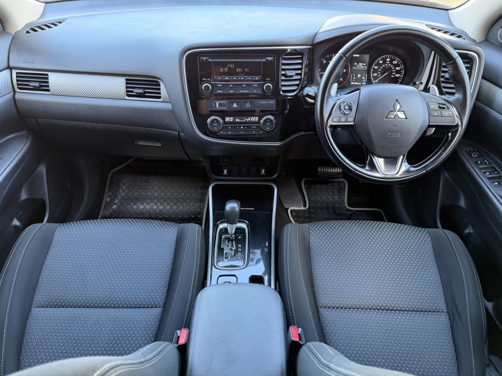 Used Mitsubishi Outlander 2017 for sale - 78108099: Photo 8