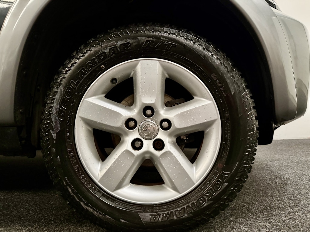 Used Toyota RAV4 2006 for sale - 76795086: Photo 12