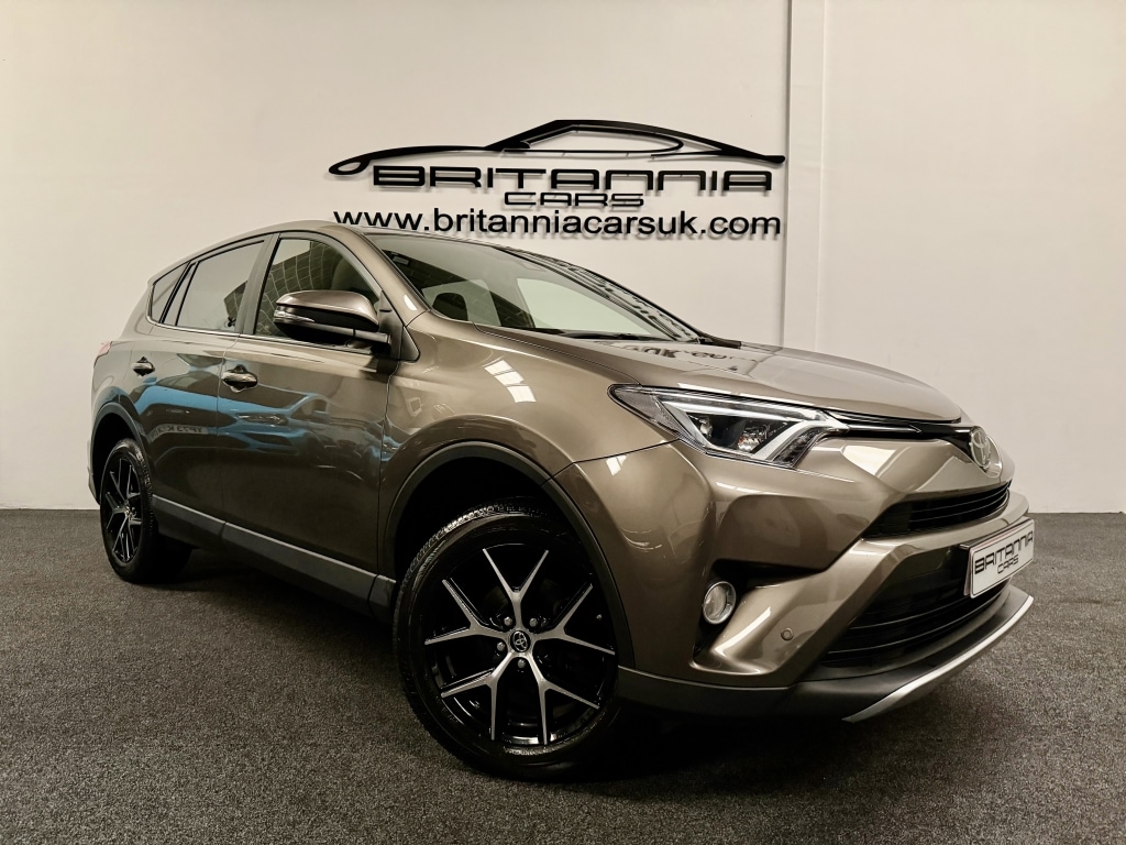 Used Toyota RAV4 2016 for sale - 76589221: Photo 1
