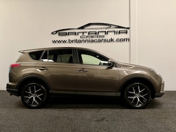 Used Toyota RAV4 2016 for sale - 76589221: Photo