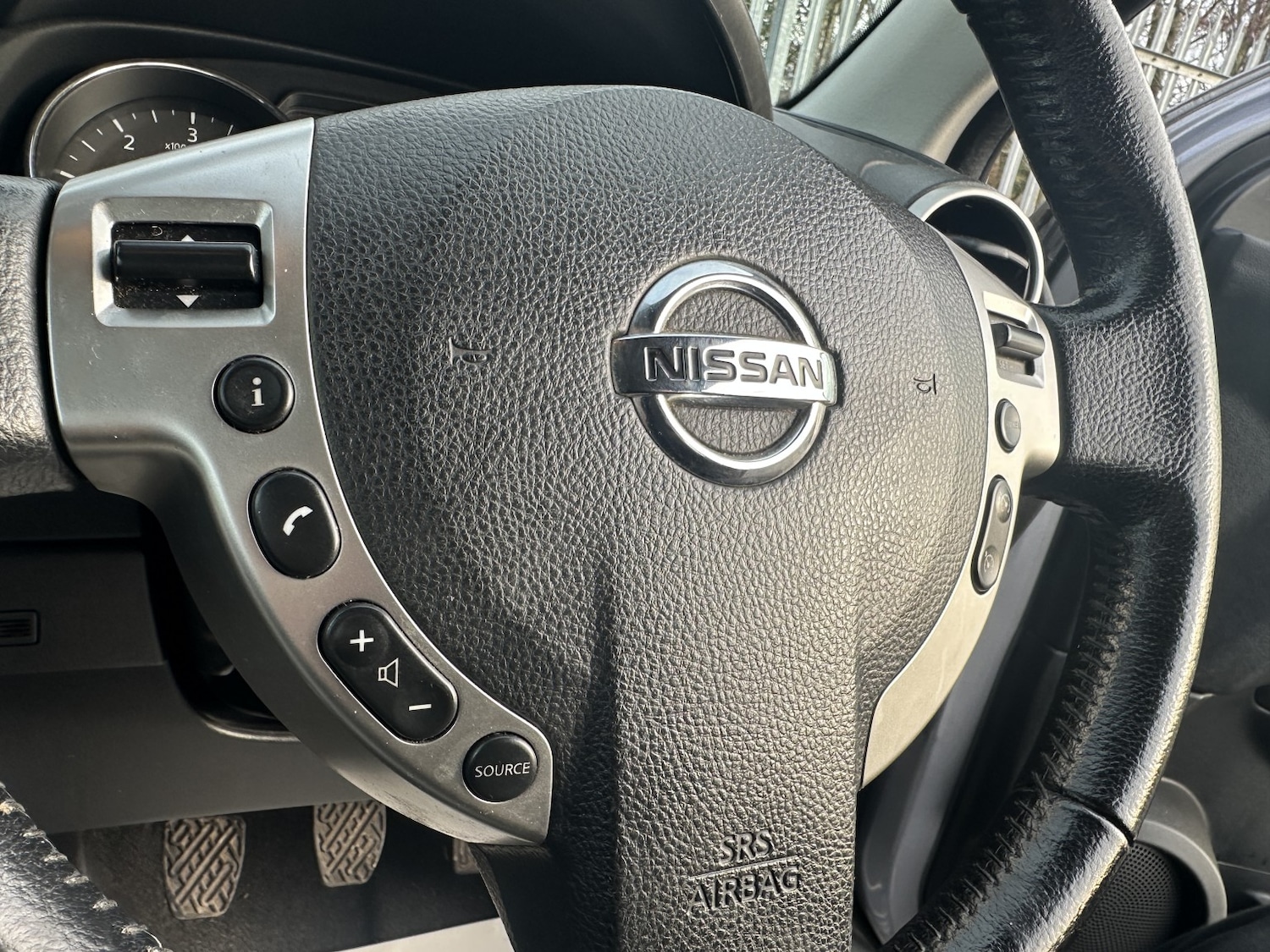 Used Nissan Qashqai 2012 for sale - 77159312: Photo 10
