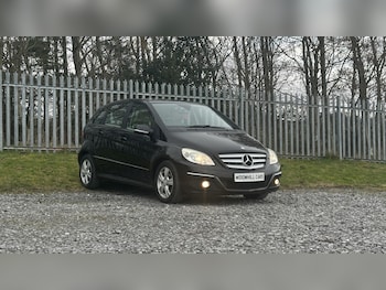 Used Mercedes-Benz B Class 2010 for sale - 77595405: Photo