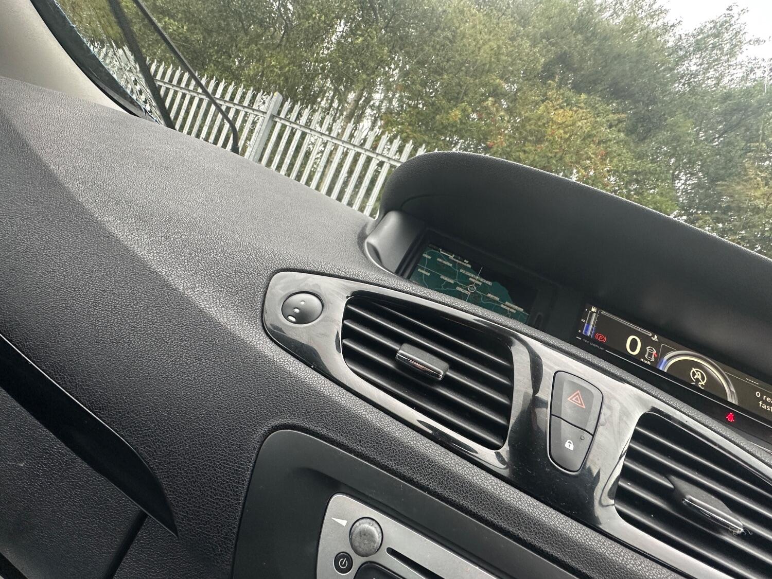 Used Renault Scenic 2014 for sale - 76030769: Photo 16