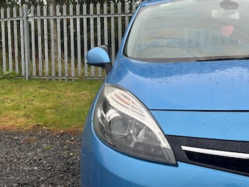Used Renault Scenic 2014 for sale - 76030769: Photo