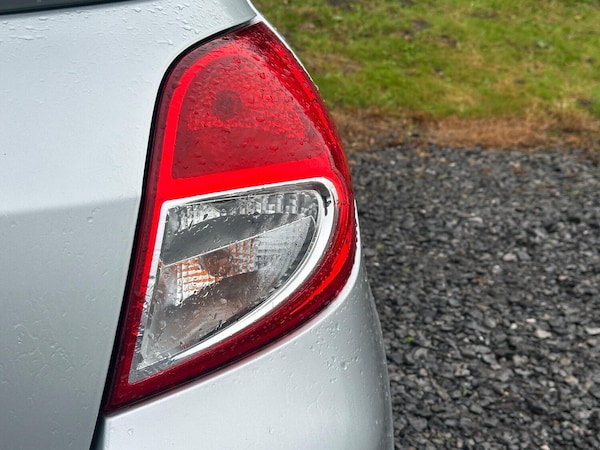 Used Renault Clio 2012 for sale - 76030779: Photo 13