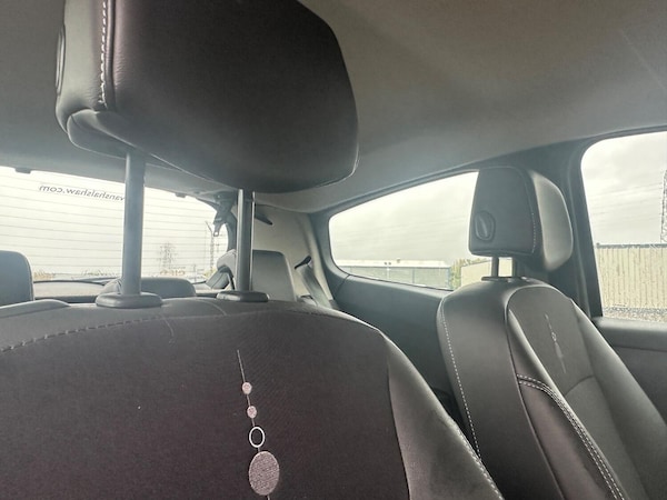 Used Renault Clio 2012 for sale - 76030779: Photo 16
