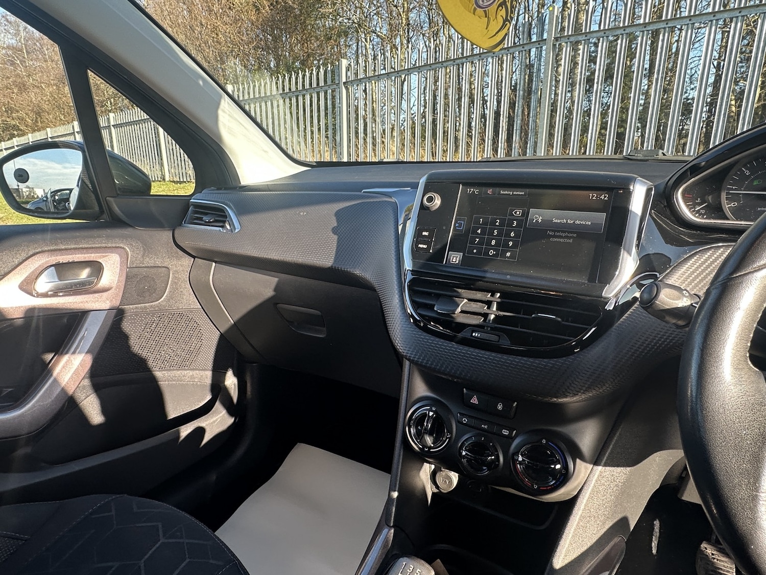 Used Peugeot 2008 2015 for sale - 77129505: Photo 10