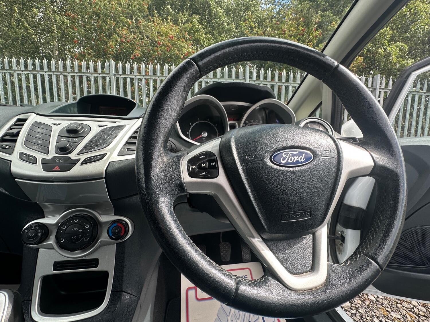 Used Ford Fiesta 2012 for sale - 76662741: Photo 14