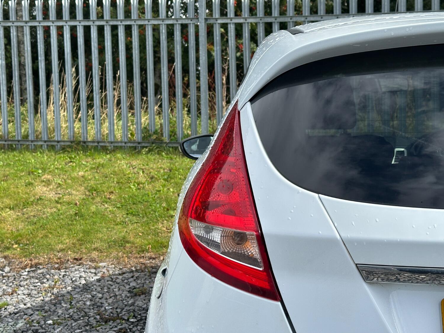 Used Ford Fiesta 2012 for sale - 75806550: Photo 8