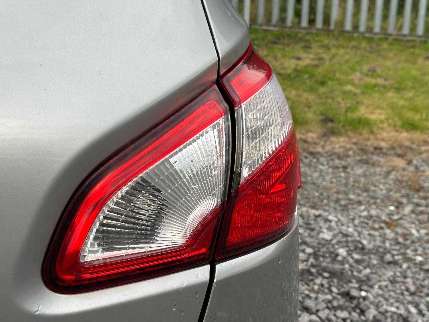 Used Nissan Qashqai 2011 for sale - 76011430: Photo 10