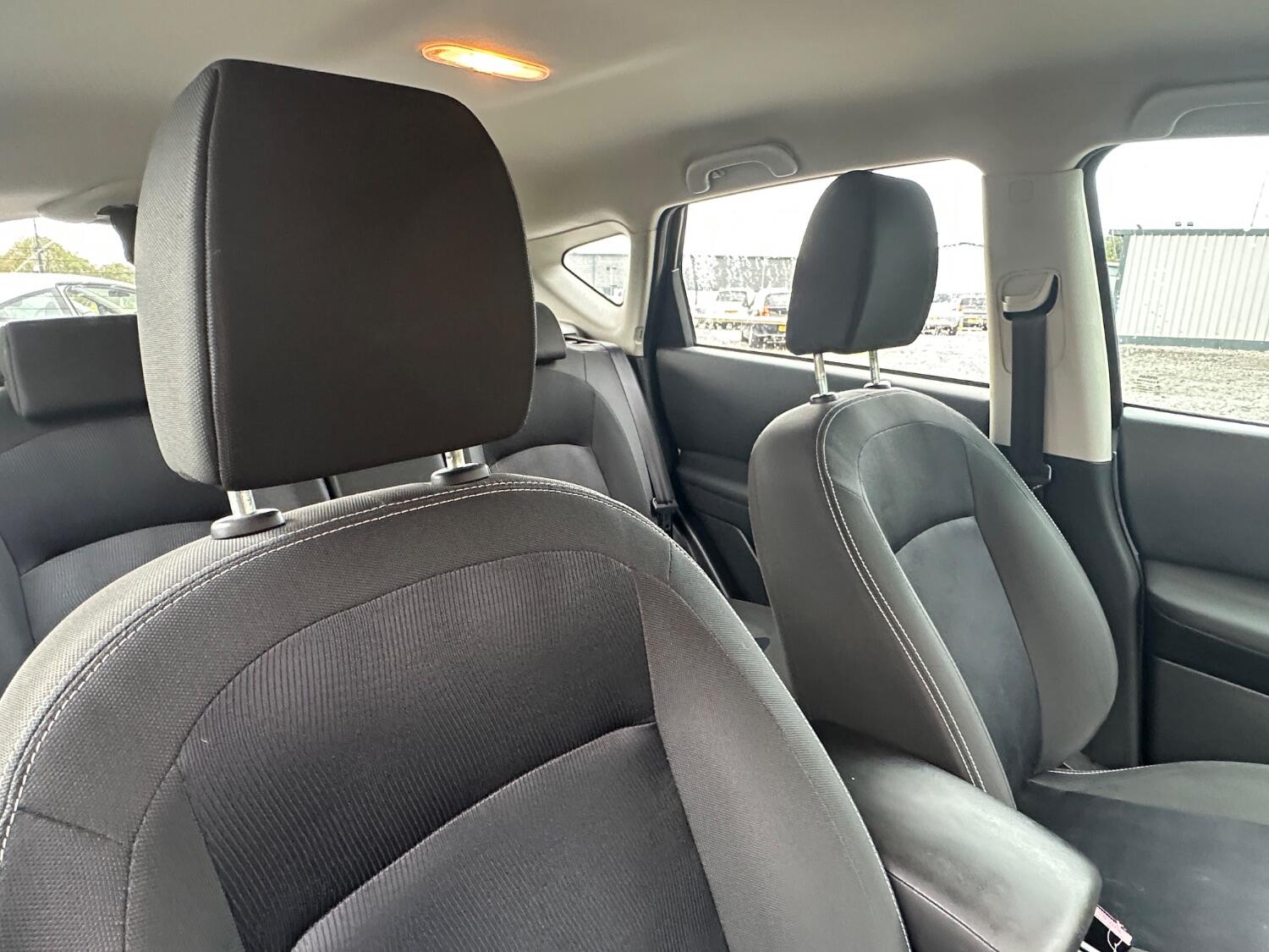Used Nissan Qashqai 2011 for sale - 76011430: Photo 14