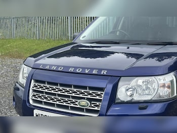 Used Land Rover Freelander 2010 for sale - 79060117: Photo