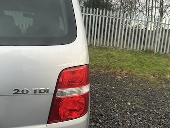 Used Volkswagen Touran 2006 for sale - 76605852: Photo